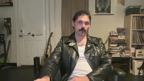 cantleavethehouse online show from January 1, 3:13 am