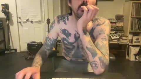 cantleavethehouse online show from January 17, 9:17 am