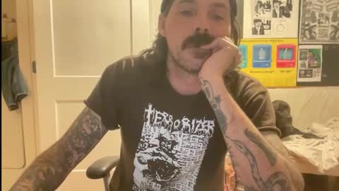 cantleavethehouse online show from February 4, 8:09 am