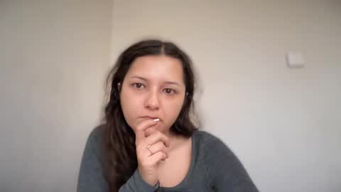 Emma online show from November 6, 8:04 am