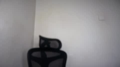 Emma online show from May 1, 3:22 am