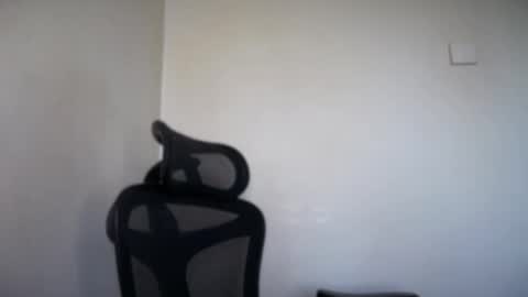 Snapshot of cappuccinokiss chatting on May 15, 8:10 am Emma online show from May 15, 8:10 am