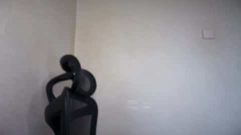 Snapshot of cappuccinokiss chatting on June 15, 6:37 am Emma online show from June 15, 6:37 am