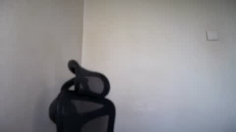 Snapshot of cappuccinokiss chatting on June 24, 5:50 am Emma online show from June 24, 5:50 am