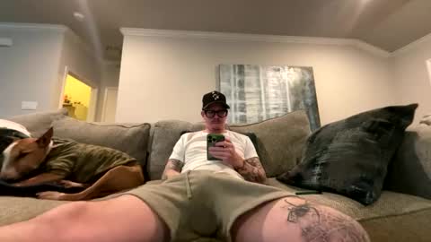 Snapshot of captaincumgun chatting on March 24, 4:17 am Captaincumgun online show from March 24, 4:17 am
