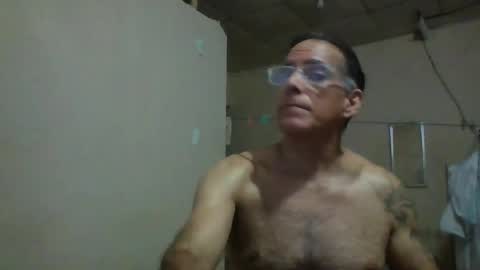 Snapshot of captainfox_ chatting on June 1, 11:39 pm captainfox_ online show from June 1, 11:39 pm