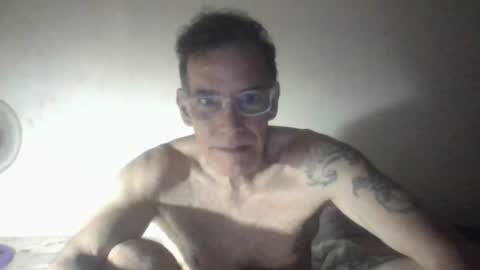 Snapshot of captainfox_ chatting on July 14, 2:05 am captainfox_ online show from July 14, 2:05 am
