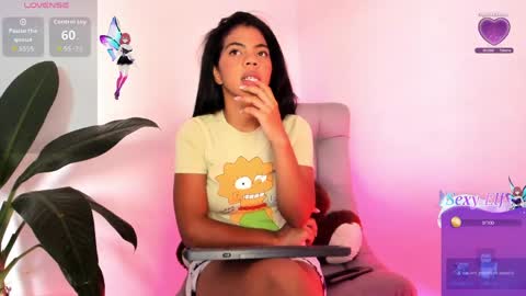 Snapshot of caraiosh_ chatting on April 6, 11:55 am Cara online show from April 6, 11:55 am