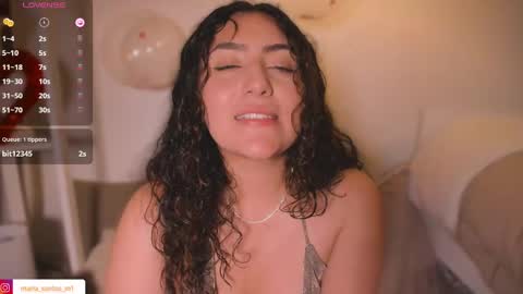 Snapshot of caramel__ chatting on February 17, 1:25 am  Mara  online show from February 17, 1:25 am
