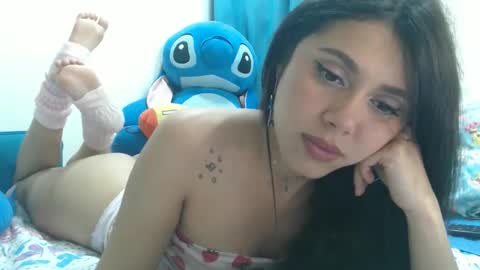 Snapshot of caramel_doll_ chatting on April 1, 2:12 am ing online show from April 1, 2:12 am