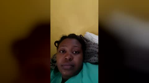 Snapshot of caramelass020 chatting on May 25, 8:20 am caramel online show from May 25, 8:20 am