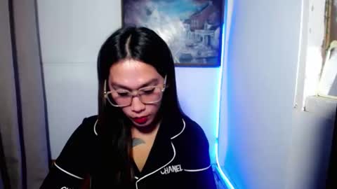 Snapshot of caramiya chatting on November 14, 1:59 am JANE AND BARBIE online show from November 14, 1:59 am