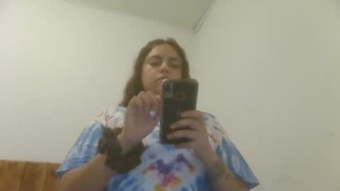 Snapshot of caravibugue chatting on December 9, 11:56 pm caravibugue online show from December 9, 11:56 pm