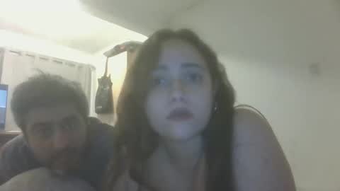 Snapshot of caravibugue chatting on December 24, 8:22 am caravibugue online show from December 24, 8:22 am