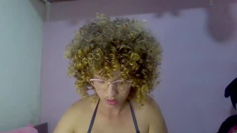 cardibloom0 online show from March 11, 5:52 pm