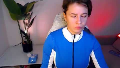 Snapshot of care_sensual chatting on February 2, 4:11 am Mary online show from February 2, 4:11 am