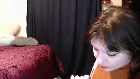 Snapshot of careerwife chatting on March 1, 4:47 am careerwife online show from March 1, 4:47 am