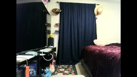 Snapshot of careerwife chatting on March 9, 2:26 am careerwife online show from March 9, 2:26 am