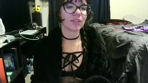 Snapshot of careerwife chatting on March 22, 5:00 am careerwife online show from March 22, 5:00 am