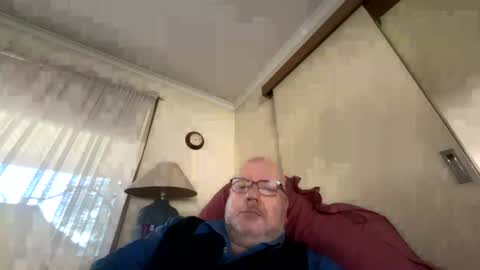 Snapshot of careroz chatting on July 31, 2:33 am careroz online show from July 31, 2:33 am