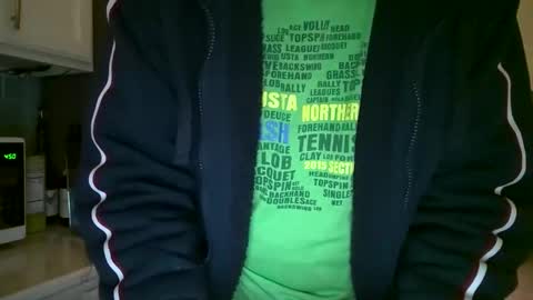 Snapshot of caressluving chatting on March 4, 10:49 pm Caressluving online show from March 4, 10:49 pm