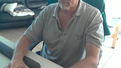 Snapshot of cargo69 chatting on June 14, 10:17 am cargo69 online show from June 14, 10:17 am