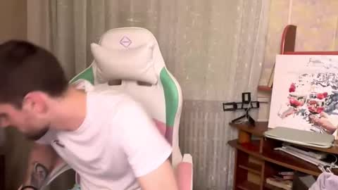 Cari online show from November 27, 7:49 pm