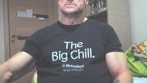 Laz online show from November 7, 9:15 pm