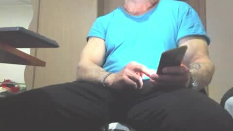 Laz online show from March 22, 8:34 pm