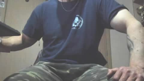 Snapshot of carin_the_body chatting on May 2, 8:58 pm Laz online show from May 2, 8:58 pm