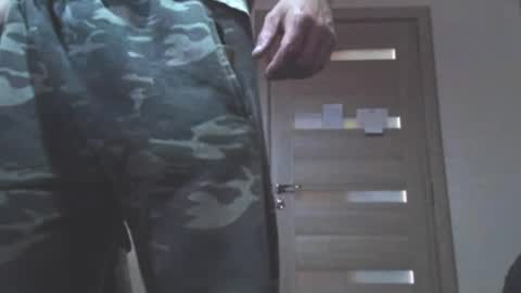 Snapshot of carin_the_body chatting on May 12, 6:32 am Laz online show from May 12, 6:32 am