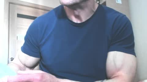 Snapshot of carin_the_body chatting on May 24, 11:37 am Laz online show from May 24, 11:37 am