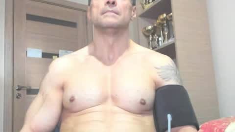 Snapshot of carin_the_body chatting on May 28, 10:45 am Laz online show from May 28, 10:45 am