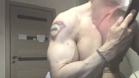 Snapshot of carin_the_body chatting on June 22, 6:49 pm Laz online show from June 22, 6:49 pm