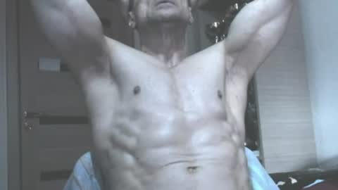 Snapshot of carin_the_body chatting on July 10, 4:28 am Laz online show from July 10, 4:28 am