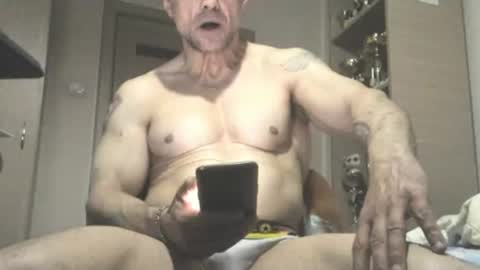 Snapshot of carin_the_body chatting on July 17, 10:36 pm Laz online show from July 17, 10:36 pm