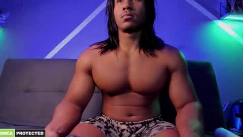 Snapshot of carl_smithh chatting on October 1, 3:23 am Carl online show from October 1, 3:23 am