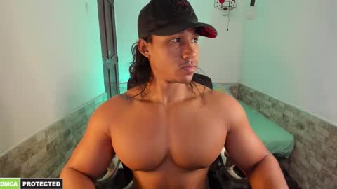 Snapshot of carl_smithh chatting on November 30, 7:56 am Carl online show from November 30, 7:56 am