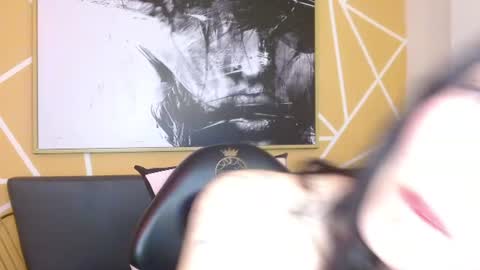 Snapshot of carla_cortess_ chatting on June 16, 1:14 pm Carla online show from June 16, 1:14 pm