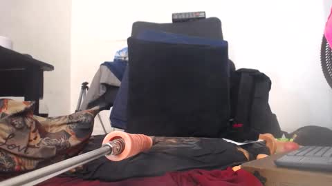 Snapshot of carla_prestige chatting on May 26, 4:03 pm carla_prestige online show from May 26, 4:03 pm