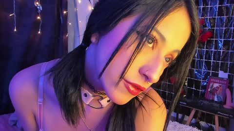 Snapshot of carla_smith__ chatting on December 13, 6:10 am Carla online show from December 13, 6:10 am