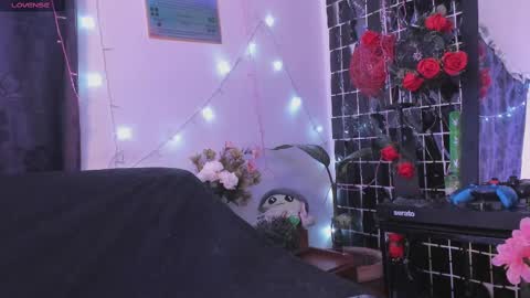 Snapshot of carla_smith__ chatting on February 18, 2:05 am Carla online show from February 18, 2:05 am