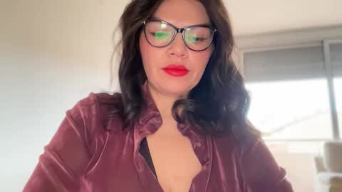 Snapshot of carlaconnortv chatting on February 19, 8:32 am Carla Connor online show from February 19, 8:32 am