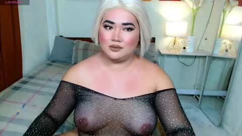 NO FREE HERE IF YOUR BROKE DONT STAY HERE online show from December 1, 8:31 pm