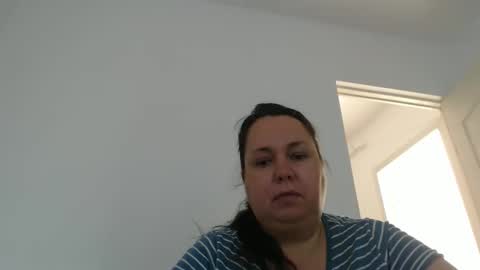 Snapshot of carlaruth chatting on April 27, 4:54 am Carlaruth online show from April 27, 4:54 am