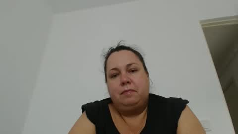 Snapshot of carlaruth chatting on May 6, 4:19 am Carlaruth online show from May 6, 4:19 am