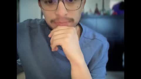 Snapshot of carlcarlinches4 chatting on January 20, 9:53 pm carlcarlinches4 online show from January 20, 9:53 pm