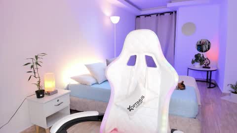 Alejandra online show from February 10, 1:43 am