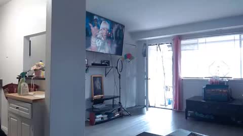 Carlie online show from February 21, 4:41 pm