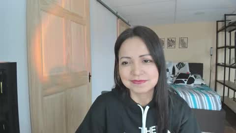 Snapshot of carlin1511 chatting on October 18, 8:20 pm carlin1511 online show from October 18, 8:20 pm